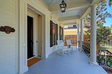 920 Columbia St, Houston, TX 77008 - photo 4