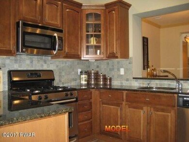 1004 Macintosh Way, Matamoras, PA 18336 - photo 2