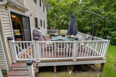 11 Brewster Rd, Worcester, MA 01602 - photo 6