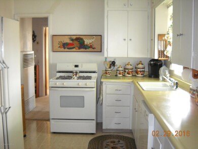 2016-02-29 2016-03-01 001 001