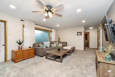 631 Rannells Rd, Manhattan, KS 66502 - photo 5