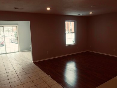 7-1 Seattle Ct, Freehold, NJ 07728 - photo 5