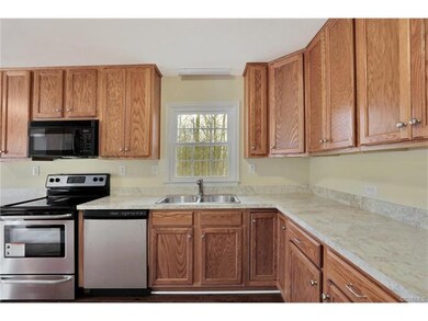 Brand new kitchen! With new oak cabinets, laminate