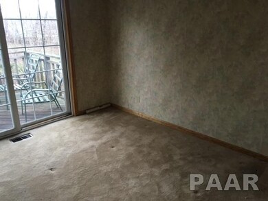 2015 N Hillside Ct, Peoria, IL 61604 - photo 4