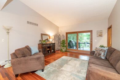 234 Fairway Ct-7
