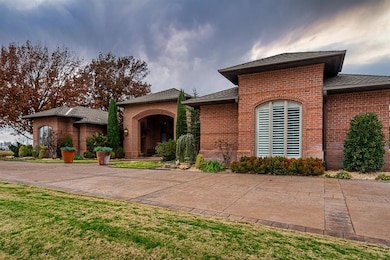 1405 Oak Tree Dr, Edmond, OK 73025 - photo 4