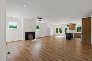 9041 Stonewall Rd, Appomattox, VA 24522 - photo 3