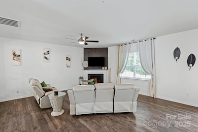 919 Rock Haven Dr, Charlotte, NC 28216 - photo 7