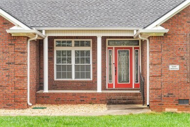 1220 Emerson Cir, Hopkinsville, KY 42240 - photo 4