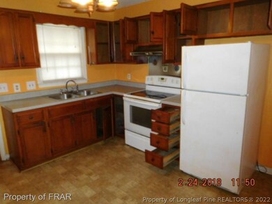 4572 Westfield Rd, Fayetteville, NC 28314 - photo 5