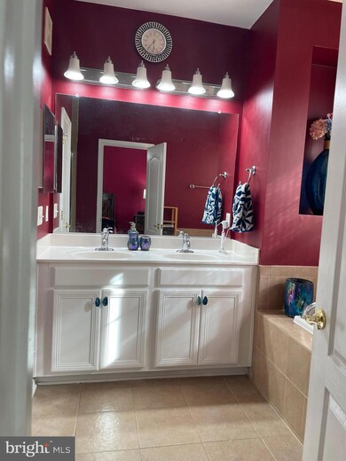 22706 Verde Gate Terrace, Ashburn, VA 20148 - photo 7