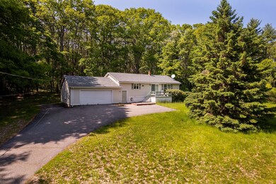 77 Bartlett Rd, Kittery Point, ME 03905 - photo 2