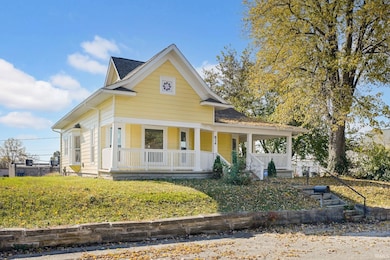 624 15th St, Bedford, IN 47421 - photo 2