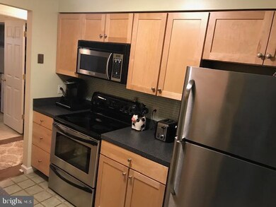 6 Edward Rutledge Bldg unit 6, Blackwood, NJ 08012 - photo 5