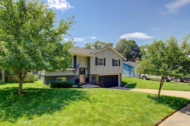 3-web-or-mls-1746-briarcliff-dr-ne