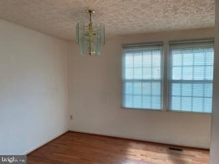 13346 Burkitts Rd, Fairfax, VA 22033 - photo 4