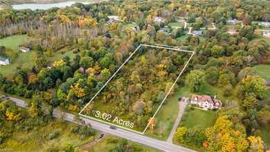 19070 Chillicothe Rd, Chagrin Falls, OH 44023 - photo 4