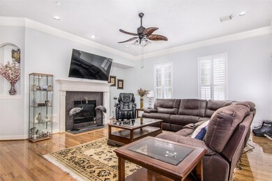 3015 Heritage Creek Terrace, Houston, TX 77008 - photo 6