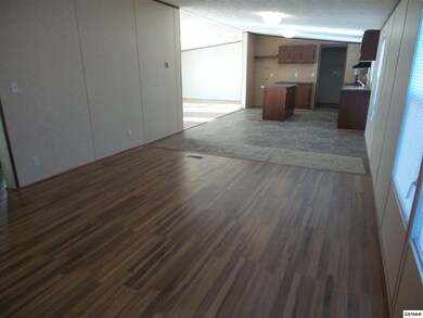 573 Davis Rd, Rutledge, TN 37861 - photo 5