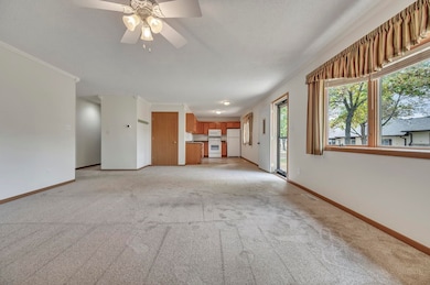 1916 23rd St unit 12, Spirit Lake, IA 51360 - photo 7