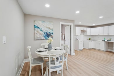 6-web-or-mls-3059-e-8th-st