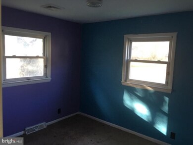 306 E Clayton Ave, Clayton, NJ 08312 - photo 7