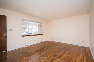 4829 Downing Dr, Columbus, OH 43232 - photo 2