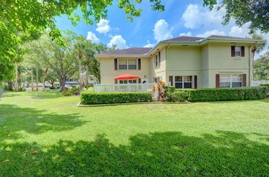 19 Amherst Ct unit A, Royal Palm Beach, FL 33411 - photo 5