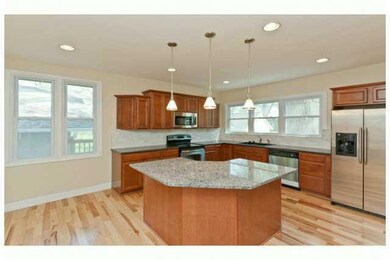 Kitchen. Beautiful cabinets, granite and stainless