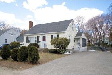 24 Forest St, Saugus, MA 01906 - photo 2