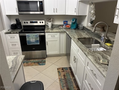 12581 Kelly Sands Way unit 509, Fort Myers, FL 33908 - photo 2