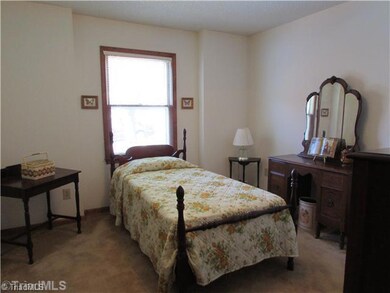 2nd Bedroom.