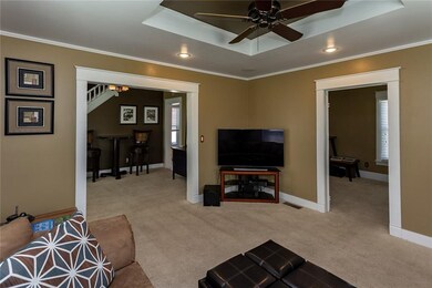 2328 44th St, Des Moines, IA 50310 - photo 6