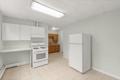 32 E 47th St unit 4, Bayonne, NJ 07002 - photo 3