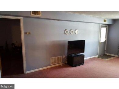 110 Woodstream Dr, Norristown, PA 19403 - photo 5