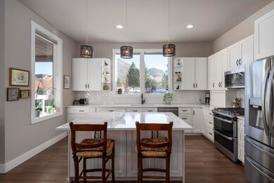 312 E. Winterberry Loop