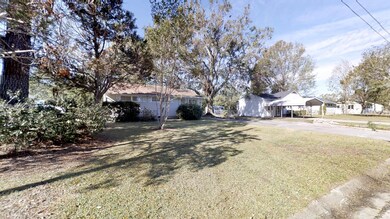 609 Elm St, Jacksonville, NC 28540 - photo 4