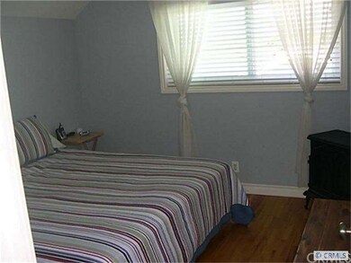 UPSTAIRS BEDROOM