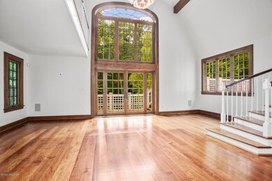 480 Cognewaugh Rd Cos Cob CT-large-020-0