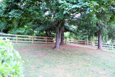 678 Ladd Rd, Fishersville, VA 22939 - photo 4