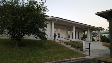 5120 Santa Cruz Ln, Jacksonville, FL 32210 - photo 7