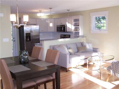 12 Park Ave unit 7, Narragansett, RI 02882 - photo 5