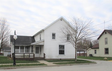 125 W 1st St, Roanoke, IN 46783 - photo 2
