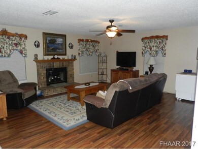 805 Massengale Cir, Copperas Cove, TX 76522 - photo 3