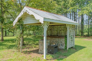 7934 Chapel Hill Church Rd, Denton, NC 27239 - photo 7