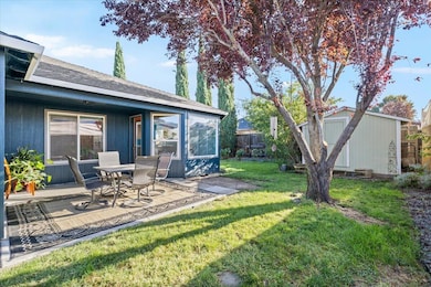 2330 Savannah Dr, Central Point, OR 97502 - photo 3