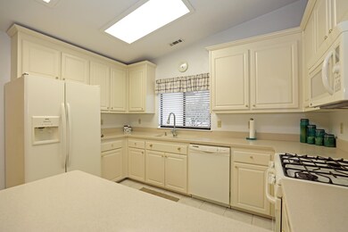 2171 Osprey Ln, Redding, CA 96003 - photo 3