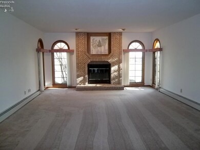 2000 Crystal Ave, Findlay, OH 45840 - photo 5