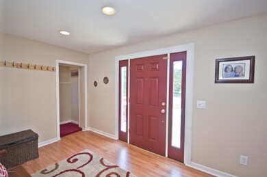 004_FOYER