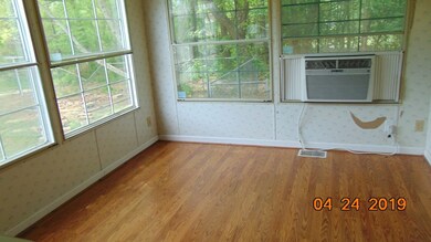 1232 Howerton Rd, Dunnsville, VA 22454 - photo 7